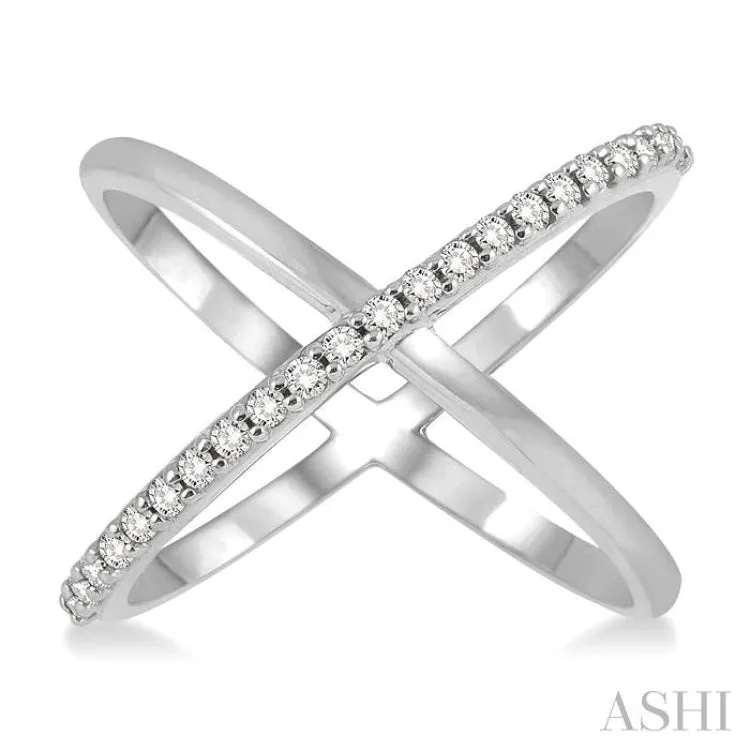 1/4 Ctw Round Cut Diamond 'X' Ring in 14K White Gold