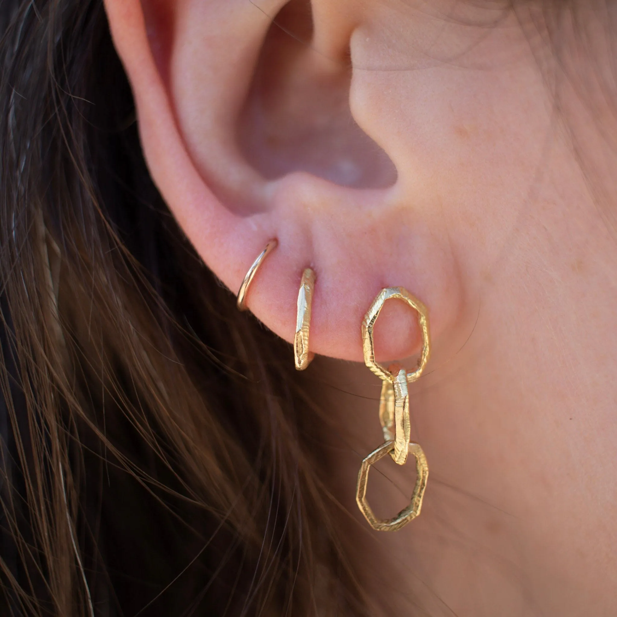 18K Carved Chain Link Earrings