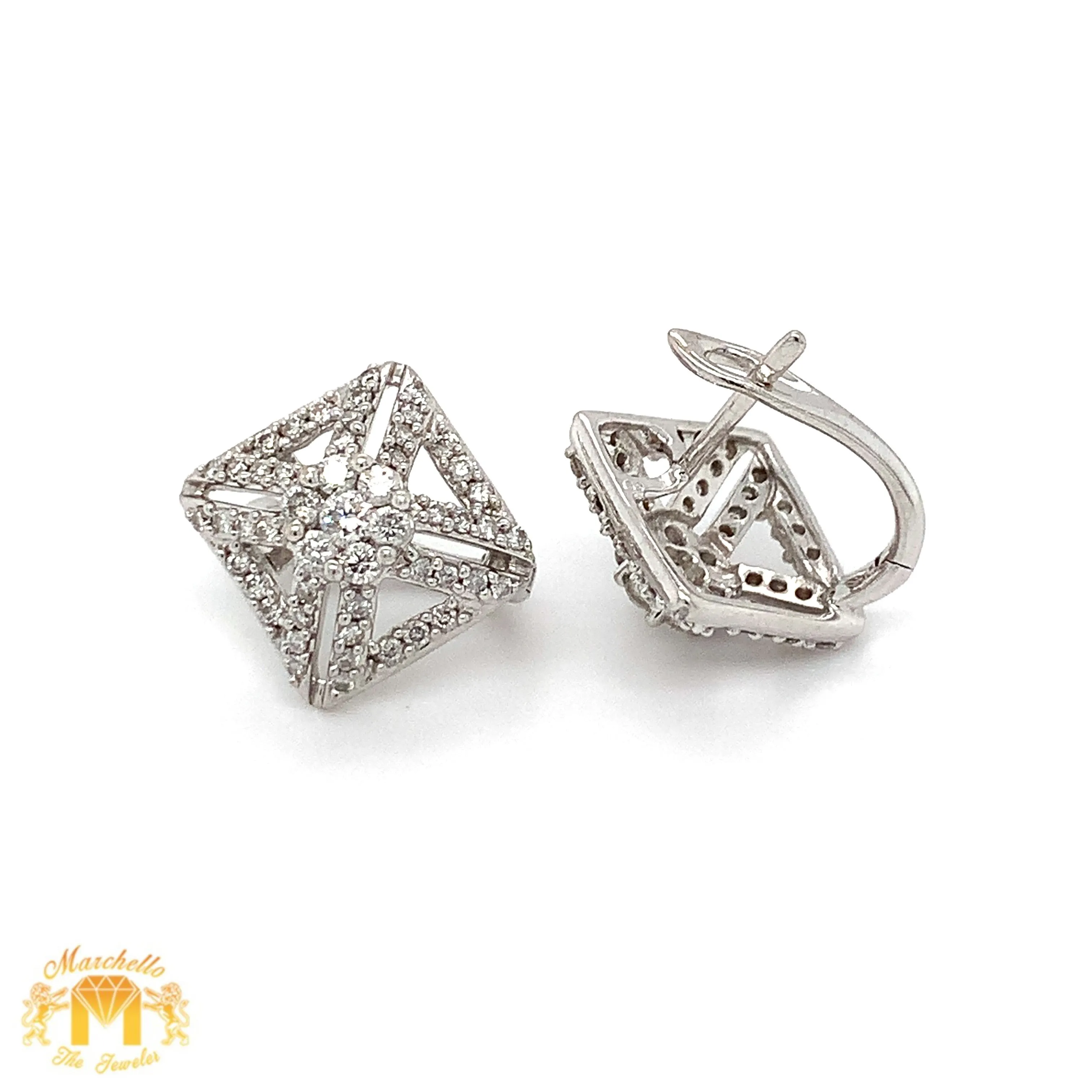 18k Gold Square Shape Earrings with Round Diamonds