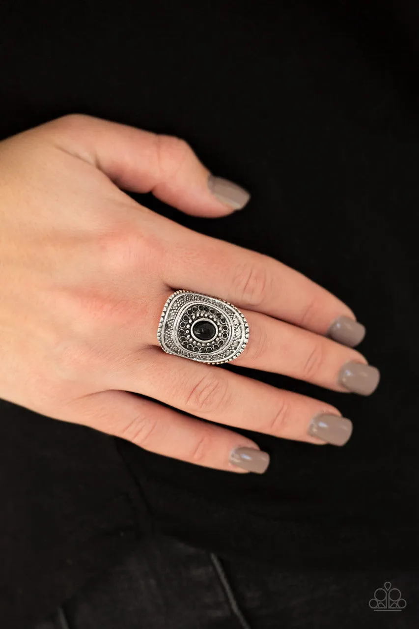 Adventure Venture Black Paparazzi Ring