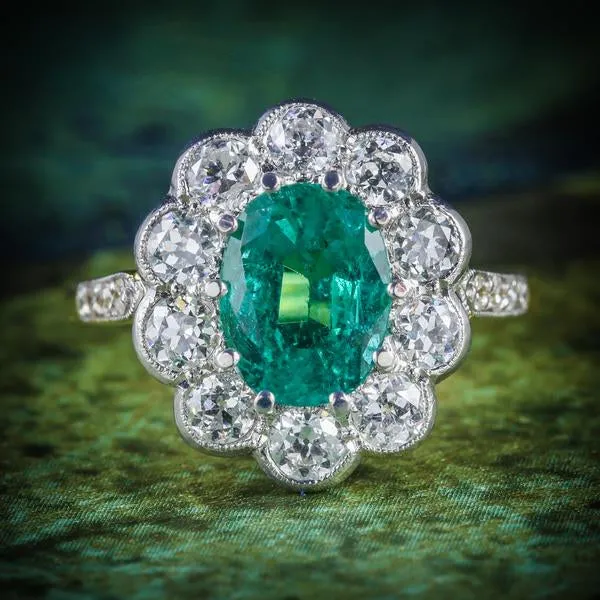 Art Deco Style Emerald Diamond Engagement Ring 3.20Ct Emerald