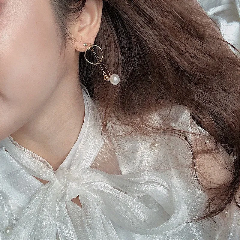 Asymmetrical Pearl Earrings