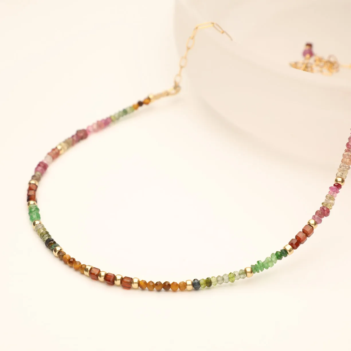 Autumn Rainbow Half Stone Integrated Necklace