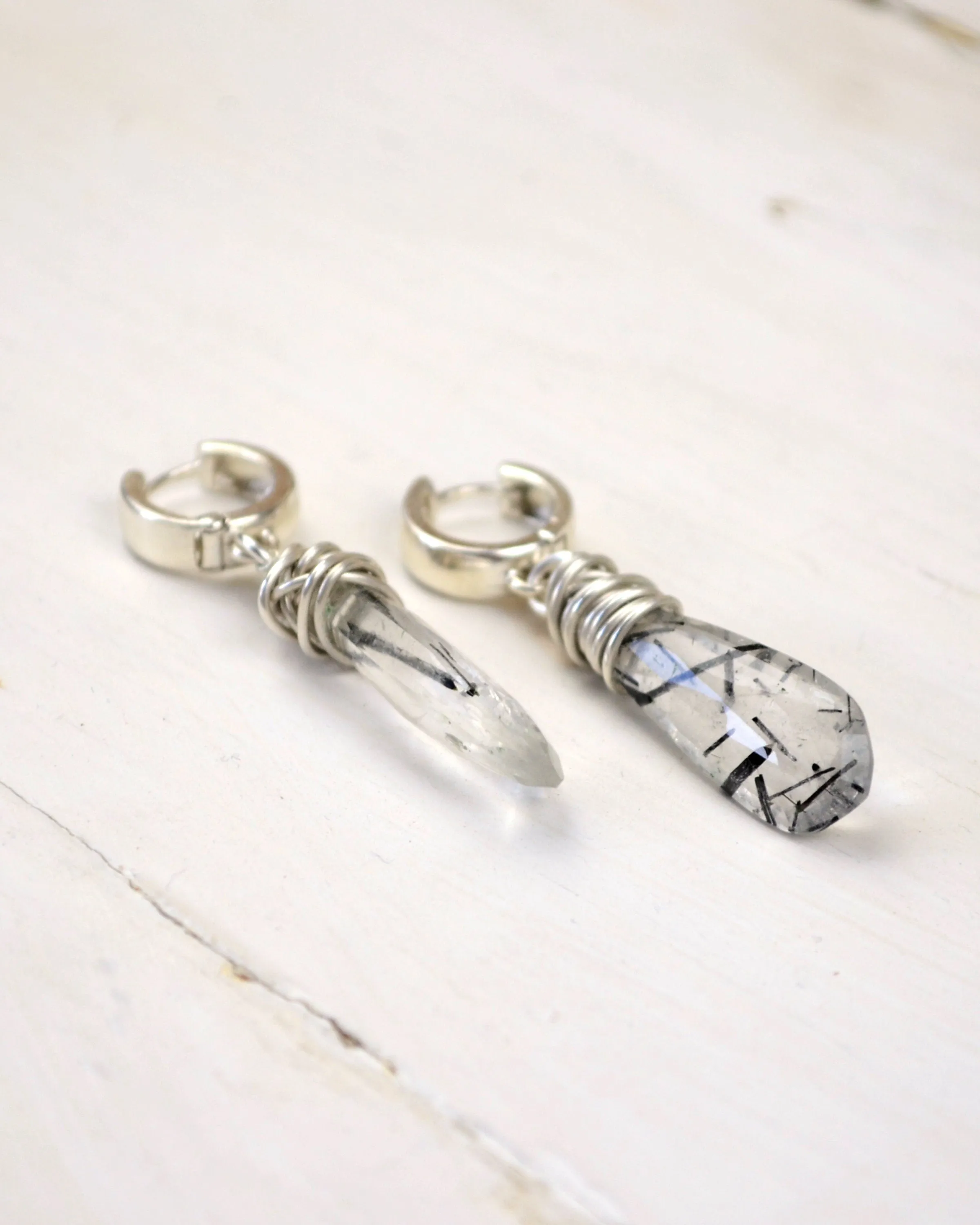 Boho silver wire and  quartz dangling earrings