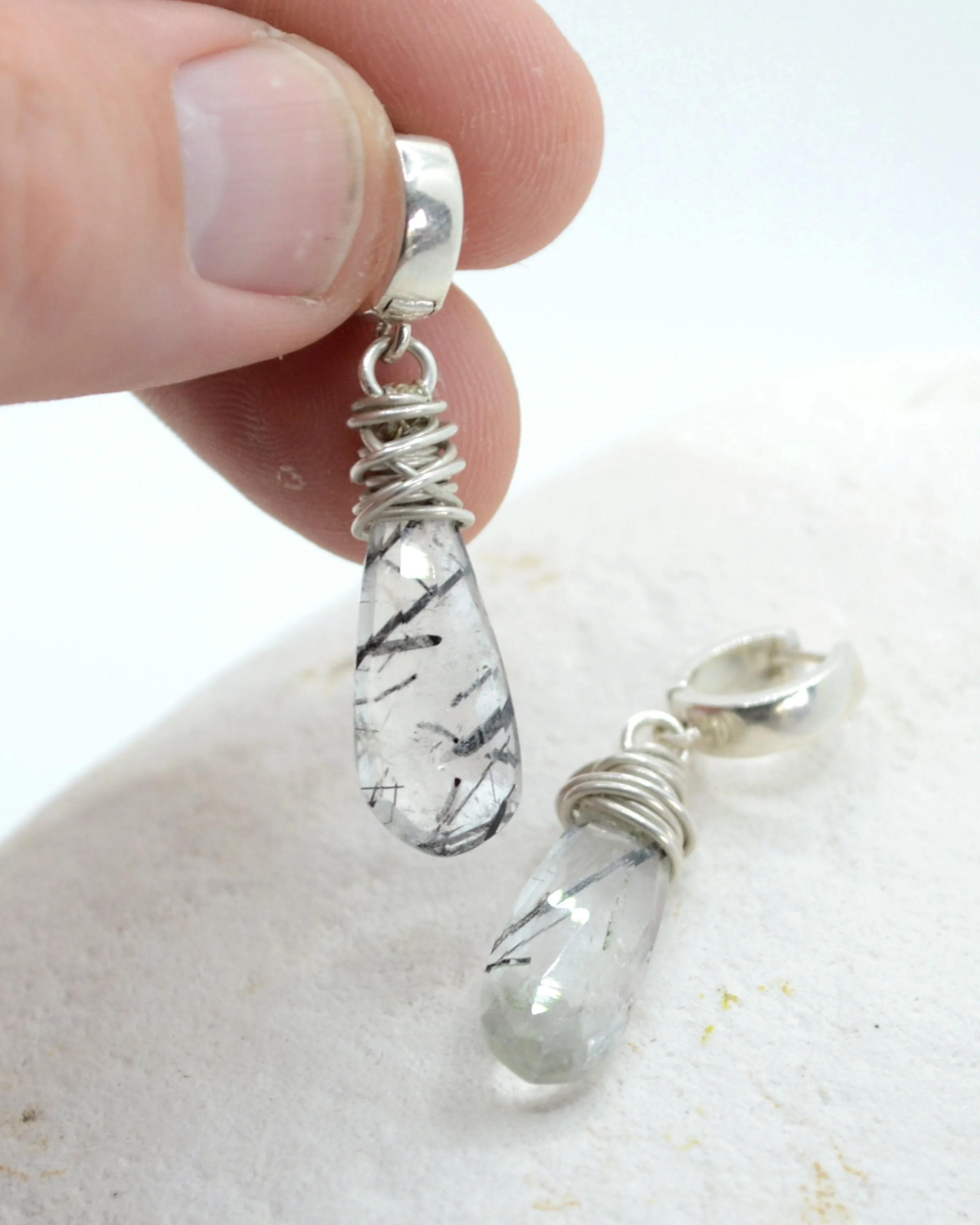 Boho silver wire and  quartz dangling earrings