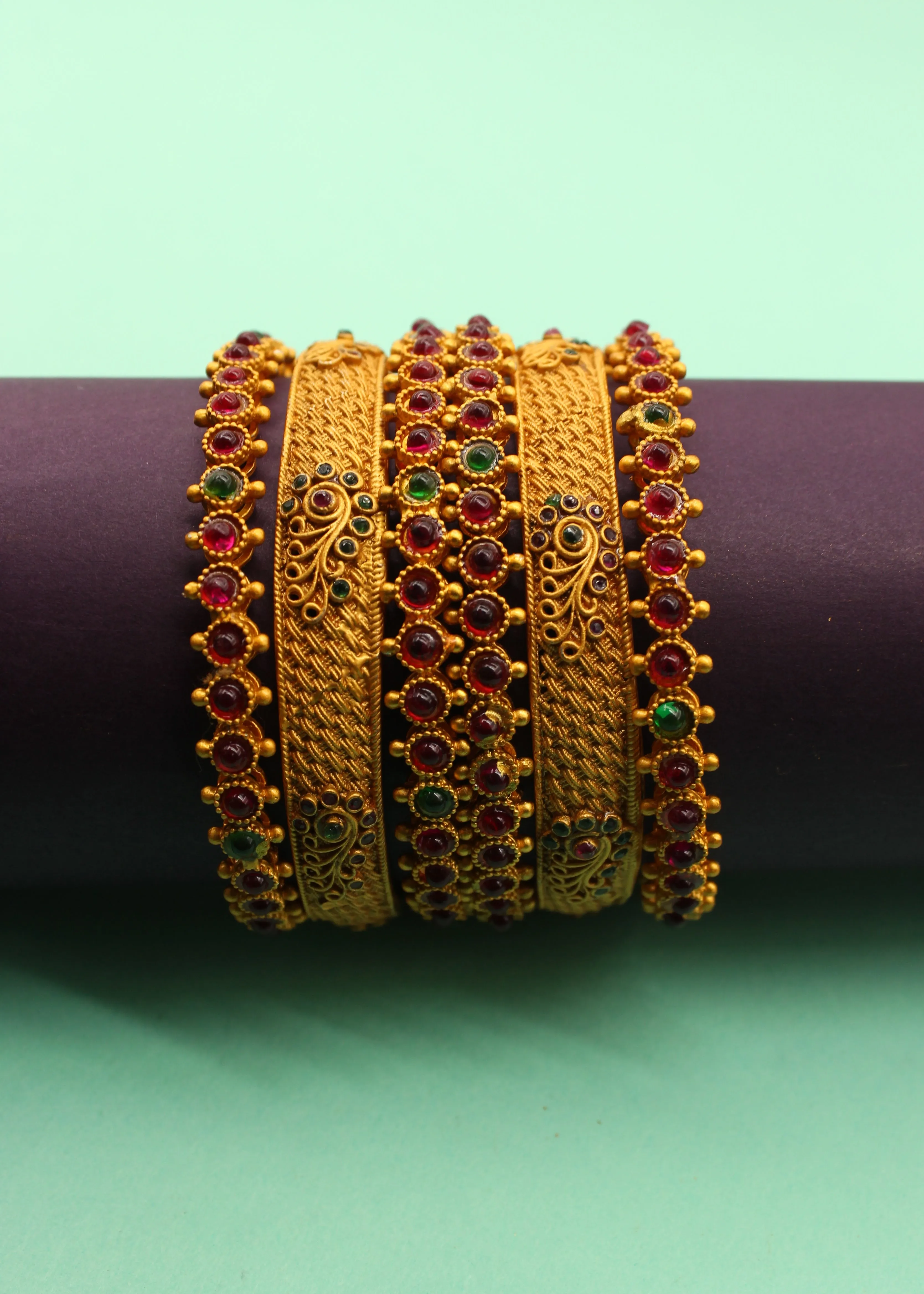 DECOROUS PESHWAI BANGLES