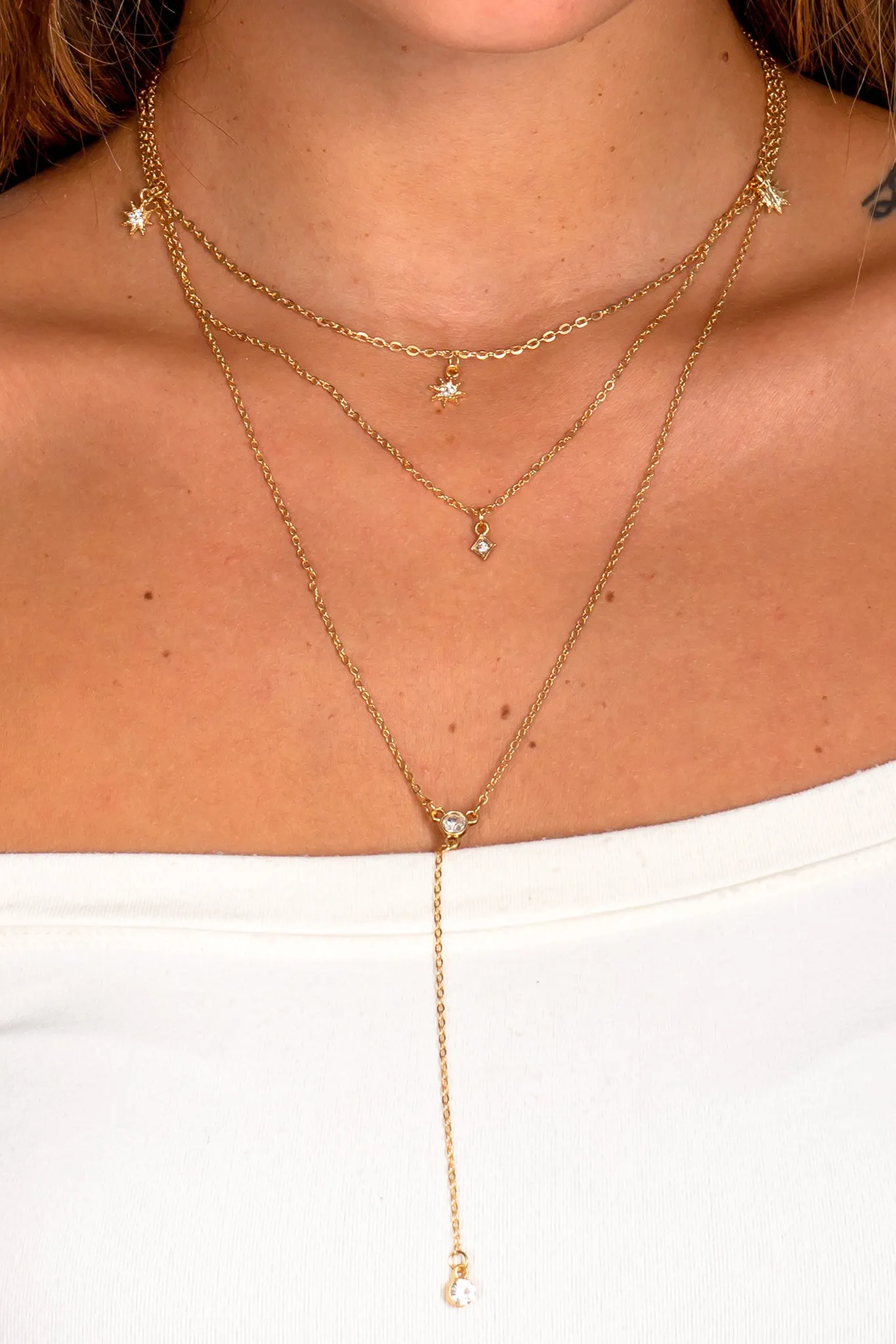 Gold Star Pendant Necklace