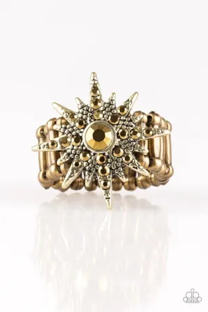 Paparazzi Ring ~ Super Stellar - Brass