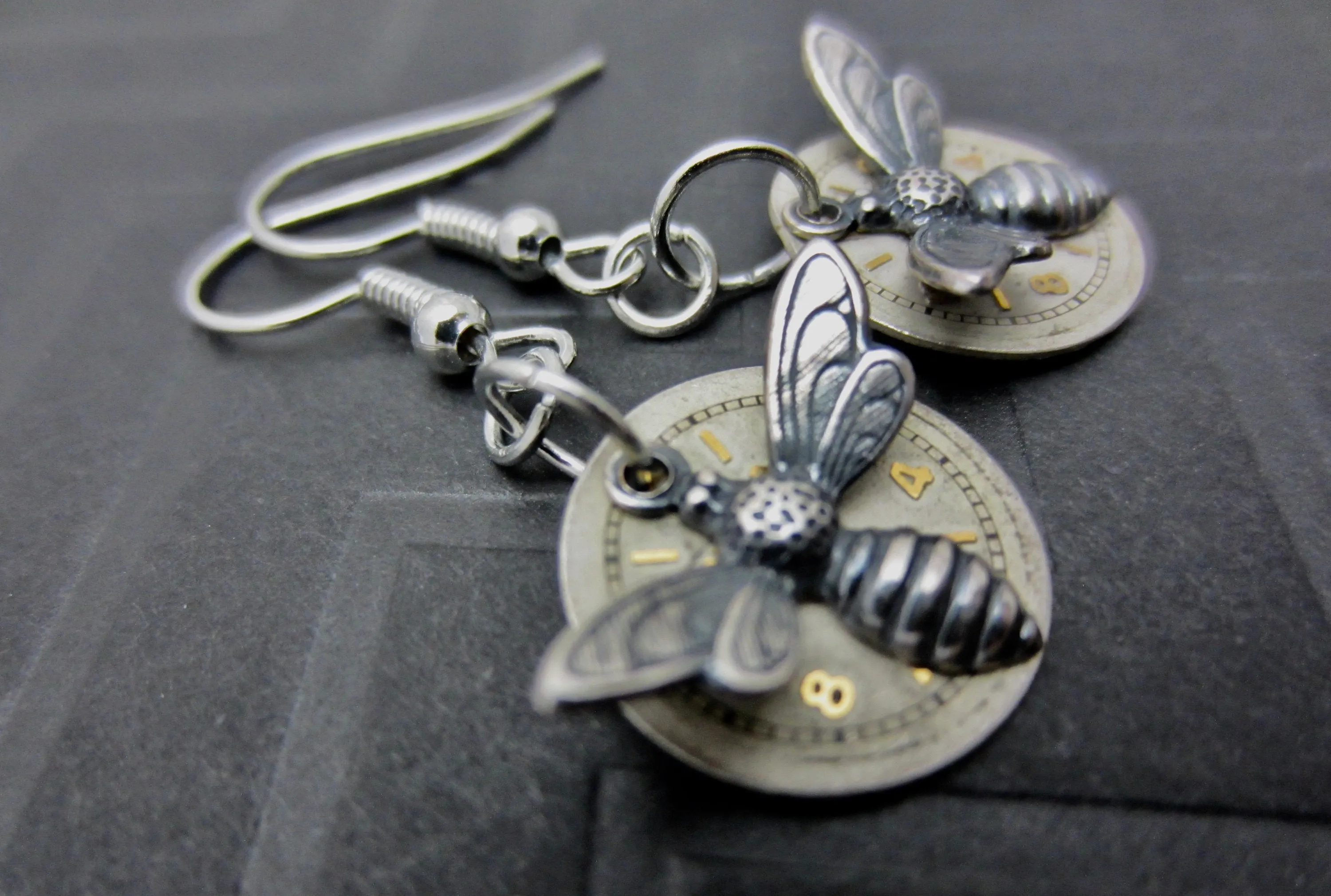 Steampunk Earrings - Bee's - Watch parts earrings - Hippie - Boho - Womans earrings - For her