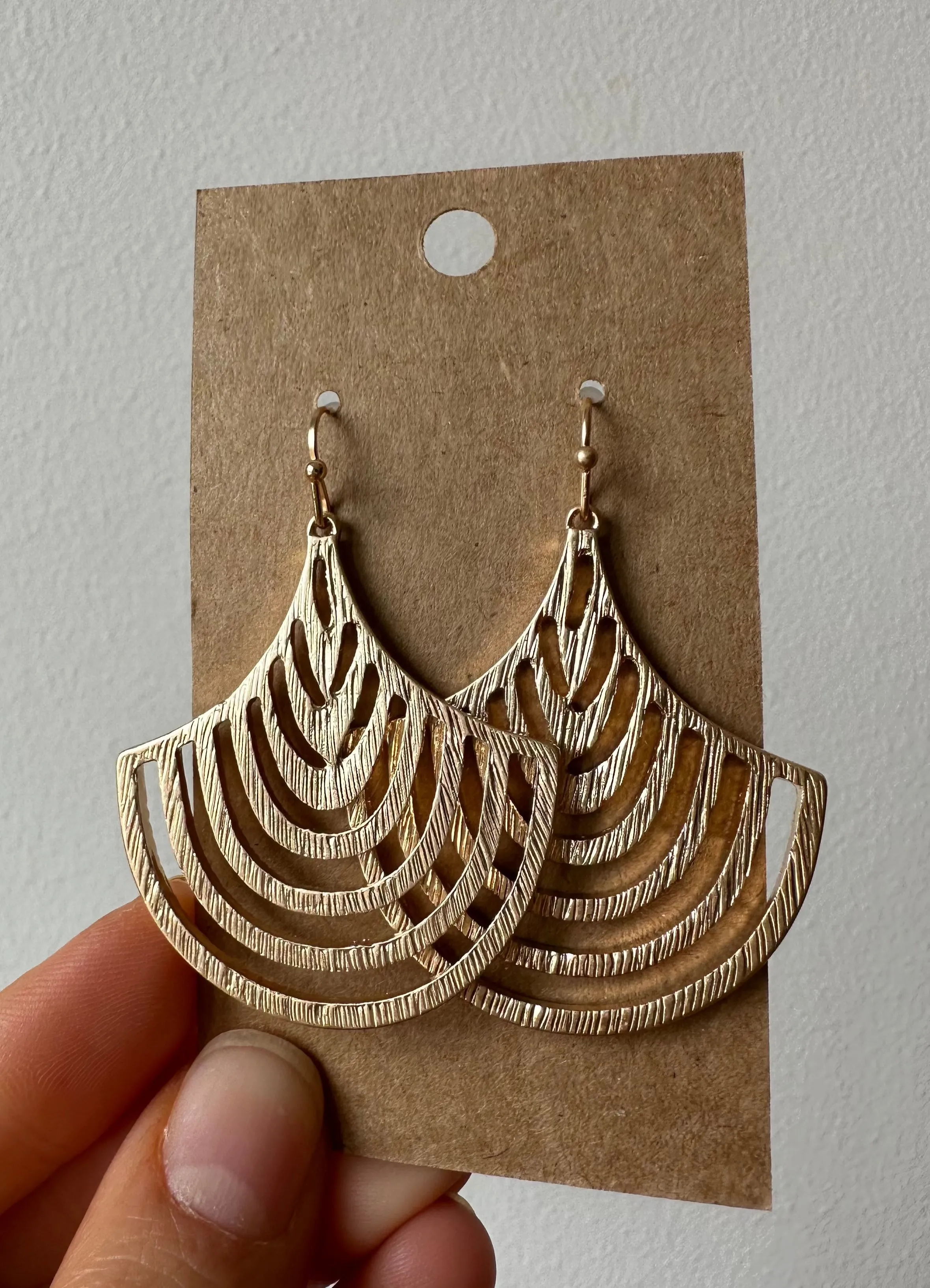 The Fanned Geometric Earrings (2 Colors)