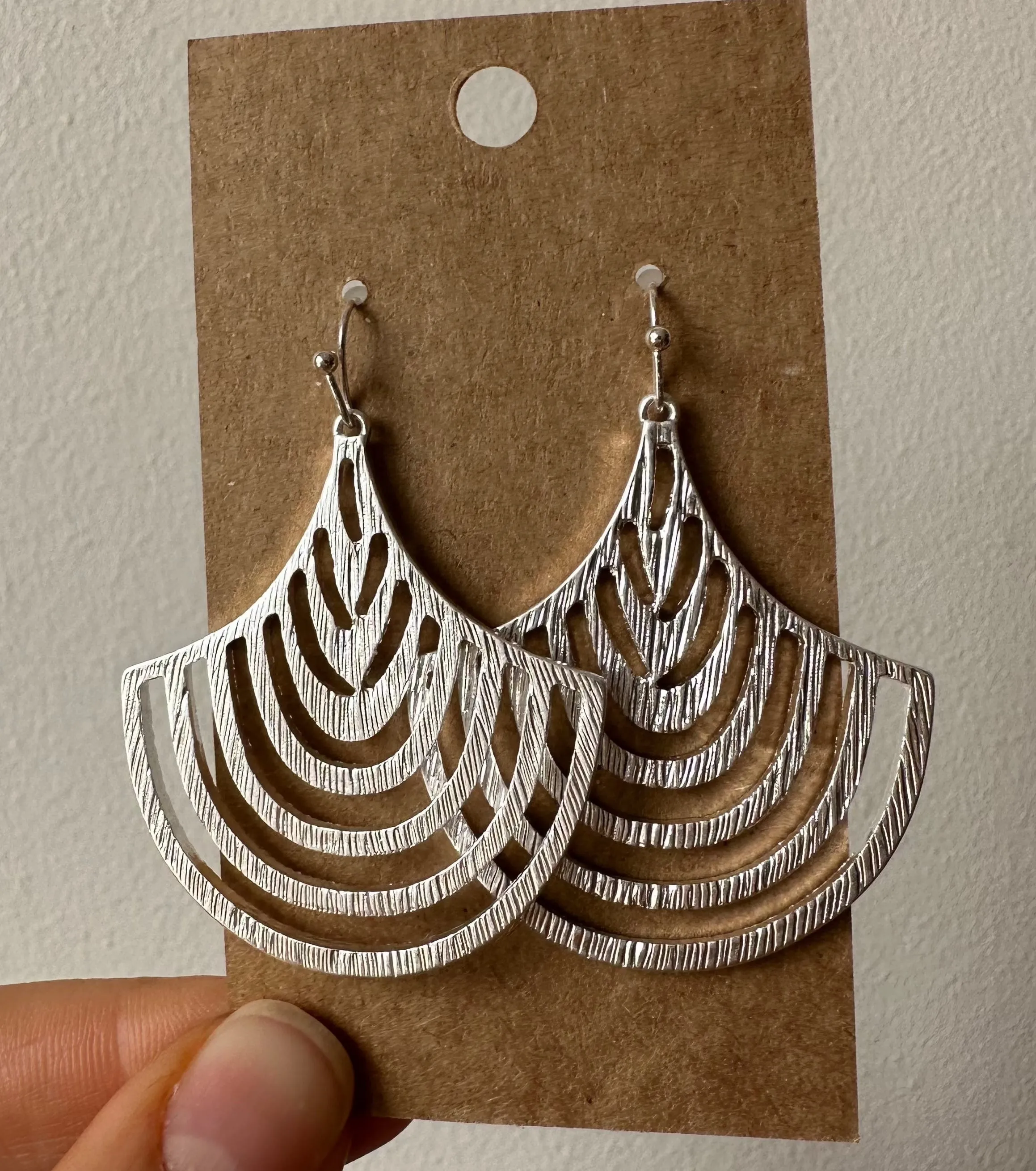 The Fanned Geometric Earrings (2 Colors)