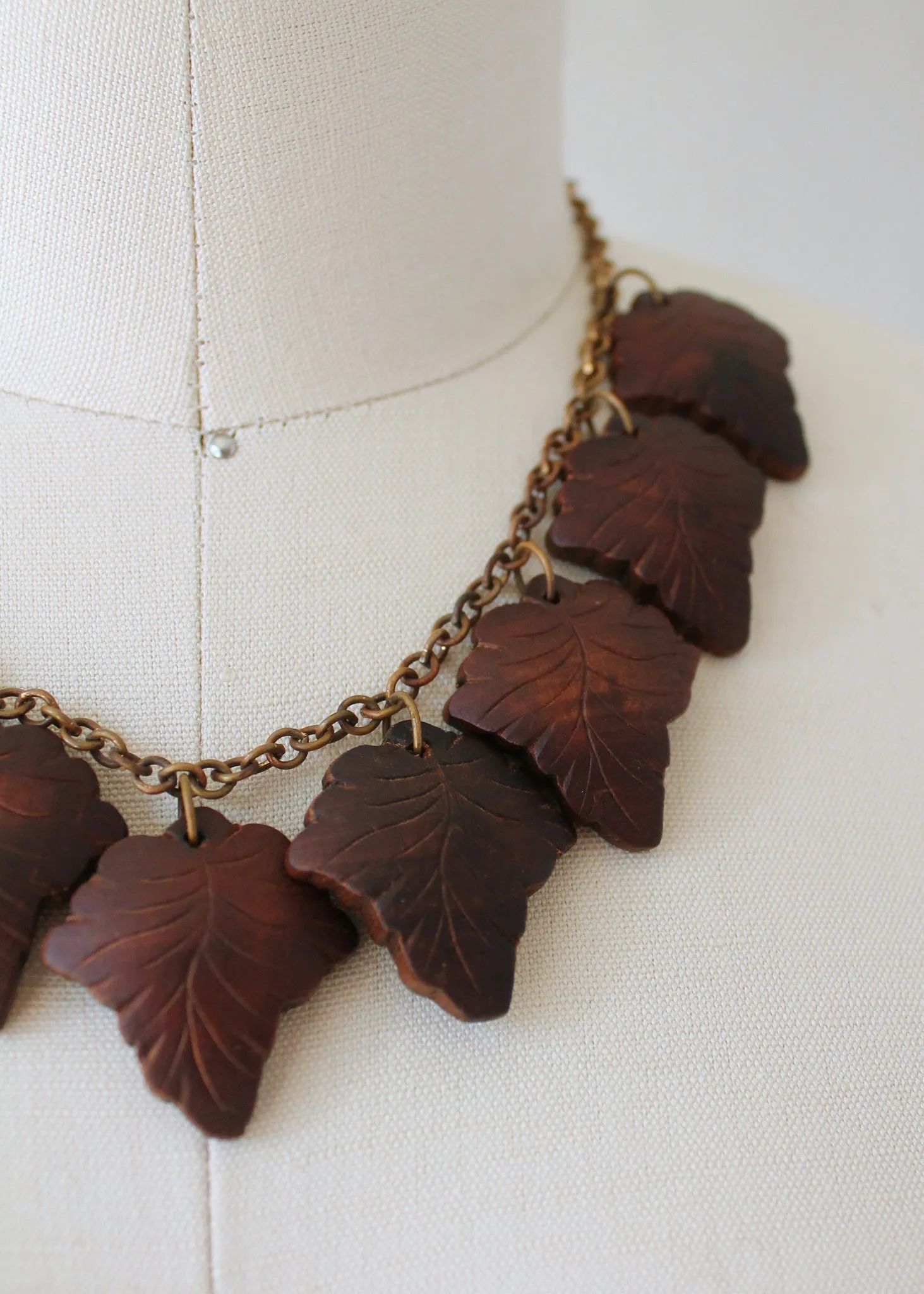 Vintage 1940s Carved Wooden Leaves and Brass Necklace