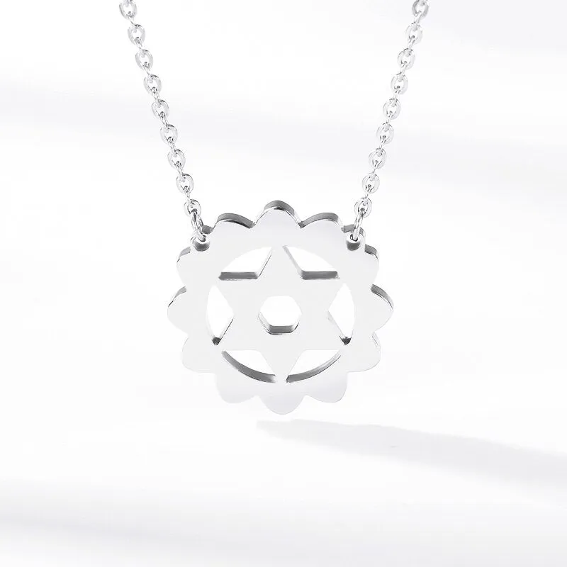 Women Statement Hollow Flower Necklace For Women