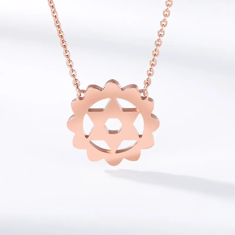 Women Statement Hollow Flower Necklace For Women