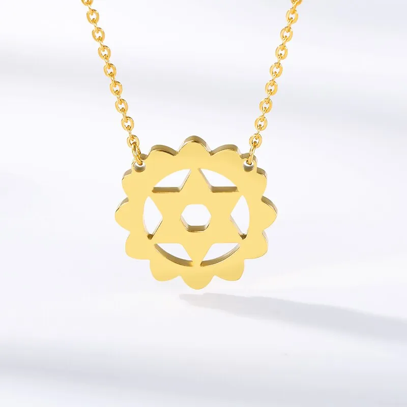 Women Statement Hollow Flower Necklace For Women